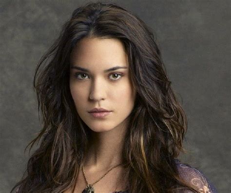 Odette Annable Height Weight Bra Size Body。